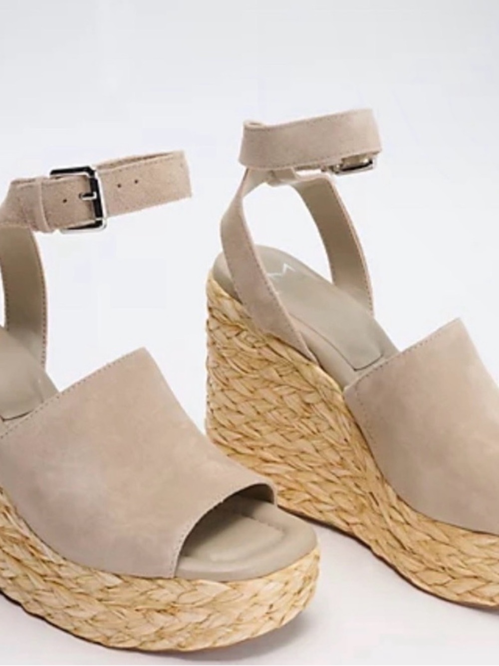 Marc Fisher LTD Nelly espadrille wedge Size 8